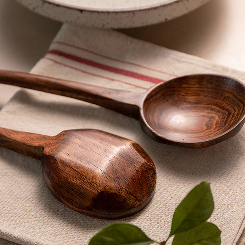 Cuchara de madera con mango la - Home Cooking In Japanese reseña y precio
